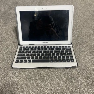 Samsung Galaxy Tab 2 GT-P5110 16GB Wi-Fi 10.1inch - Untested With Keyboard - Picture 1 of 6