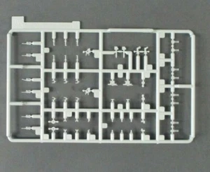 Dragon 1/350 Scale German Z-32 Destroyer Parts Tree E from Kit No. 1065 - Picture 1 of 1