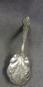 1906 International Silver Moselle Grape Silverplate Serving Spoon Antique 7 1/2" - Picture 1 of 24