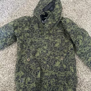 Vans Medium Winter Coat, Snowboard Jacket, Skull EUC Vans Off the Wall Rare - Picture 1 of 9