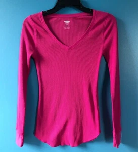 Old Navy Solid Pink Fuschia Fitted Ribbed Knit Long Sleeve V Neck Pullover XS - Picture 1 of 8