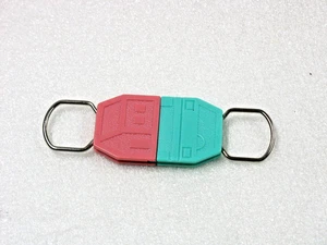 Vintage House Car Automobile Sliding Plastic Keychain - Picture 1 of 3