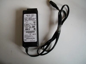 Artesyn SSL10-7660/100-240 V   50/60Hz/5VDC   2A - Afbeelding 1 van 6
