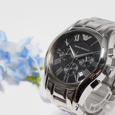 Reloj Armani Cronógrafo F685 Plateado Acero Inoxidable Correa Cuero 5ATM Foto 1 de 4