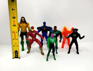 Lot de figurines articulées DC Marvel Collectibles The Flash Green Lantern Aquaman Iron