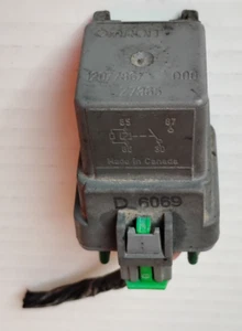 Buick Le Sabre Chevrolet Oldsmobile relay 12077867 z7365 OEM - Picture 1 of 8