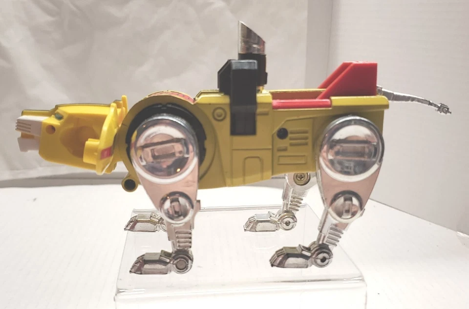 Vintage Voltron Yellow Lion #5 die cast - Imagem 1 de 4