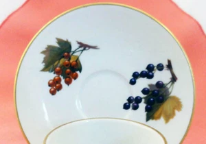 EVESHAM GOLD by Royal Worcester Demitasse Saucer 5.25" NEW NEVER USED England - Picture 1 of 2