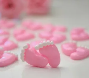 Zum Selbermachen 12 STCK. MINI FÜSSE ROSA BABYPARTY GESCHENKE EISWÜRFEL SPIEL RECUERDOS MÄDCHEN NINA H - Bild 1 von 10