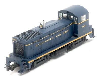 Atlas-EMD SW900 Diesel Locomotive Baltimore And Ohio #9416 with Lionel TMCC - Image 1 of 4
