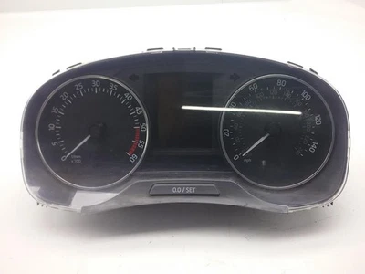 Cuadro de instrumentos velocímetro Skoda Rapid 2012 5JA920901 Foto 1 de 4