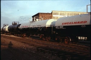 Nov 76 Gatx Engelhard Tank Car Dayton Ohio ORIGINAL 35MM DIAPOSITIVA - Imagen 1 de 1