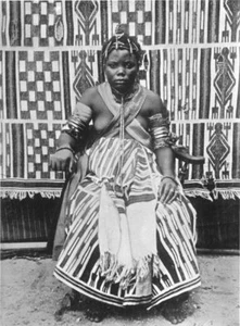 NIGERIA. A west African Bride; oil rivers protectorate, Southern 1900 print - Picture 1 of 1