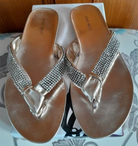 Nine West Higher Leather Toe Thong Sandal - Gold - US 9W/UK 7 - Picture 1 of 16