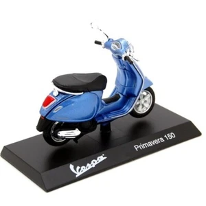 Atlas Editions 1:18 Scale Primavera 150 blue metallic Vespa Collection NL103 - Picture 1 of 9