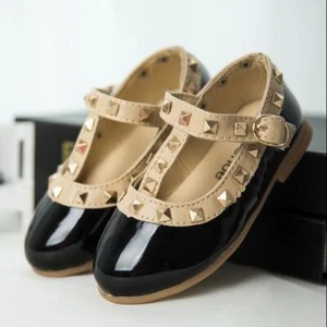 Princess Girls Kids Sandals Rivet Buckle T-strap Flat Dance Shoes 16 Sizes - Picture 1 of 10