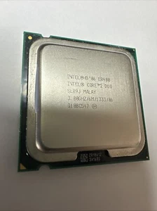 Intel Core 2 Duo E8400 3GHz Dual-Core (BX80570E8400) Processor - Picture 1 of 2