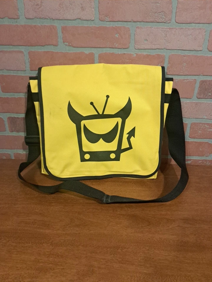 Bolsa mensajera Evil TV yunque amarilla y negra Foto 1 de 4