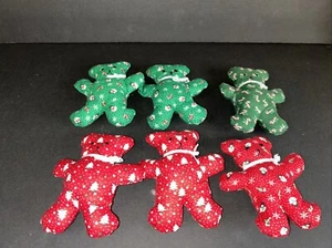 Lote de 6 Osos de Navidad Hechos a Mano Rojo y Verde con Arcos Rellenos 4.5" Alto Peluche 2 - Imagen 1 de 1