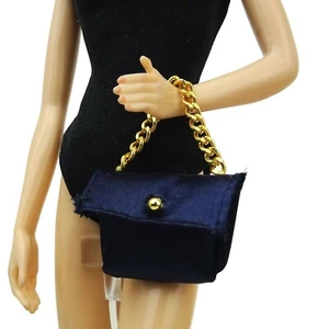 Barbie Accessoire Blau Handtasche Gold Kette Frühling in Tokyo Neu - Bild 1 von 3