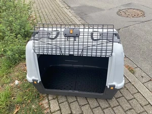 Hundebox L von AniOne Kunststoff***fast NEUWERTIG*** - Bild 1 von 3