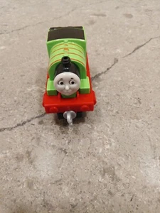 Thomas And Friends Push Along Percy Train Car Metal Año 2013 Mattel No. 6 verdes - Imagen 1 de 5