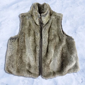 Pre-owned Womens Elle Faux Mink Fur Vest with full zipper front - Picture 1 of 4
