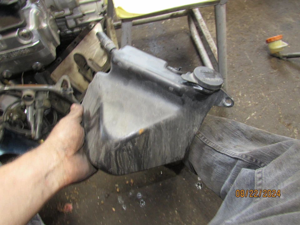 1994 honda gl1500 goldwing aspencade бак для охлаждающей жидкости резервуар для бутылки - Изображение 1 из 1