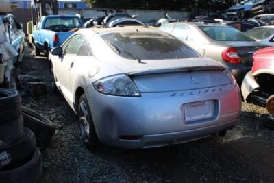 L/F Left Driver Front Lower Control Arm 4 Cylinder 2006 MITSUBISHI ECLIPSE CAR_R — 第 1/4 张图片