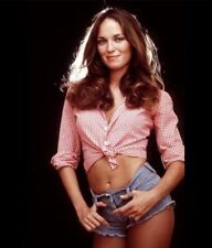 CATHERINE BACH - GREAT SHOT WITH THE DAISY DUKE SHORTS ON !!