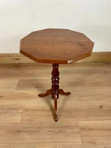 Victorian Oak Tilt Top Table - Picture 1 of 8