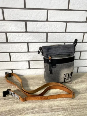 🔥 BOLSA DIESEL 00s Vintage mini bolsa denim carteiro - Imagem 1 de 4