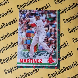 JD MARTINEZ 2019 Topps Holiday SP / Regalos raros en variación de foto de fondo - Imagen 1 de 2