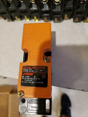 EFECTOR IFM 8015AL15FL2CPXX PROXIMITY SWITCH INDUCTIVE 15MM 20-250VAC  - Image 1 of 2