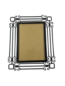 Fetco Bronze Tone Metal 5X7 Photo Frame Wall Hanging Scroll Decorative - Picture 1 of 5