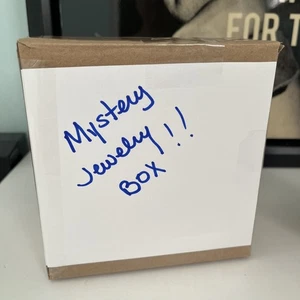 Mystery Small Box Of Jewelry and Miscellaneous Goodies. - Picture 1 of 5