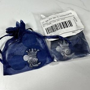 Two New Mickey Best Guest Disneyland Pewter Pins Crown Collector Owned - Bild 1 von 3