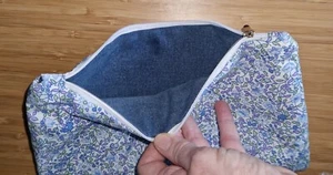Pencil case, cotton exteria with a denim lining. - Picture 1 of 2
