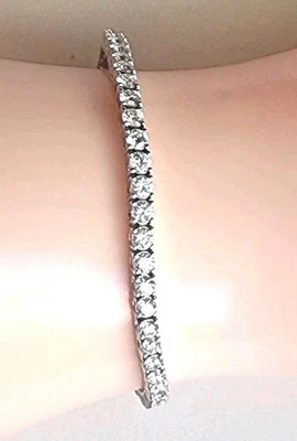 Brazalete de tenis de diamantes cultivados en laboratorio de 3,85 quilates de oro blanco de 14 quilates de 7 pulgadas F-VS1 Foto 1 de 4