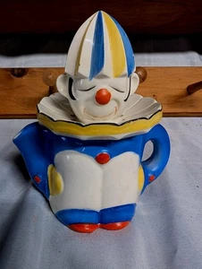Alesatore spremiagrumi pagliaccio vintage blu, rosso, giallo made in Japan - Foto 1 di 11