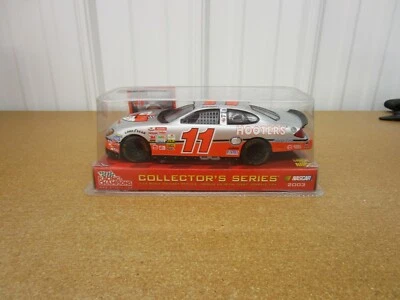 Brett Bodine No11 2003 Ford Taurus Hooters 1:24 гоночные чемпионы nascar гонки - Изображение 1 из 2
