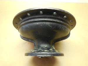 Yamaha IT175 1981 cubo de rueda delantera central 81 IT 175 - Imagen 1 de 5