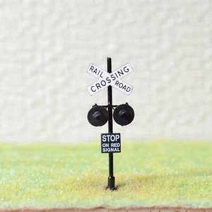 1 x HO Scale railroad grade crossing signals LED made 2 target faces black #X - Picture 1 of 4