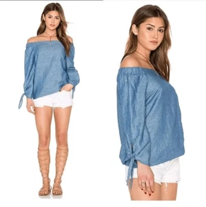 Free People Show Some Shoulder Chambray Top Size Large NWT - Picture 1 of 10