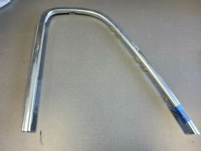 2001-2005 VW Volkswagen Passat Pass Right Rear Quarter Glass Trim Moulding OEM - Image 1 of 2