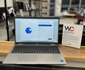 Dell Latitude 5521, Core i7 11850H, 32GB DDR, Intel UHD Graphics, 512GB SSD 2020 - Imagen 1 de 7