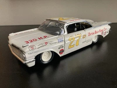 Jr. Johnson 2x Firmado 1959 Chevy 1/24 Custom Diecast 1960 Daytona Winner Ray Fox Foto 1 de 4