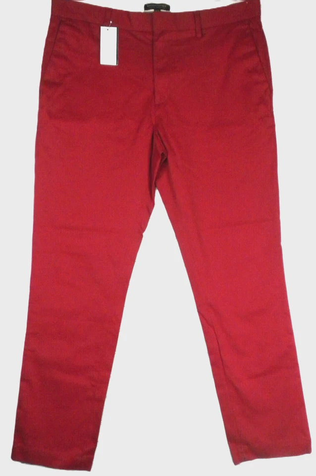 Calça chino vermelha masculina Banana Republic tamanho 35 x 32 - Imagem 1 de 4