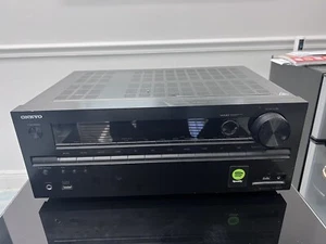 Onkyo TX TX-NR636 7.2 Channel 300 Watt Receiver - Picture 1 of 5