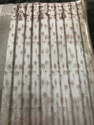 OREM "SAFARI" WASHABLE  SILK BLEND SHOWER CURTAIN - Image 1 of 4